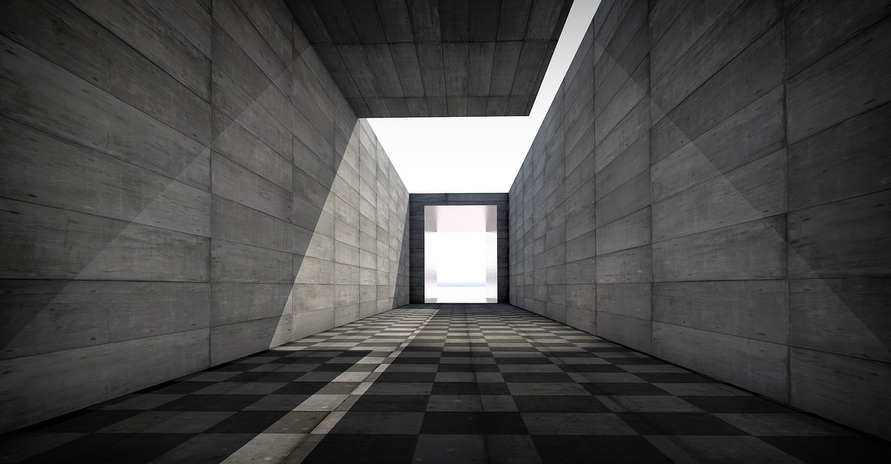 Kivitalon käytävä.